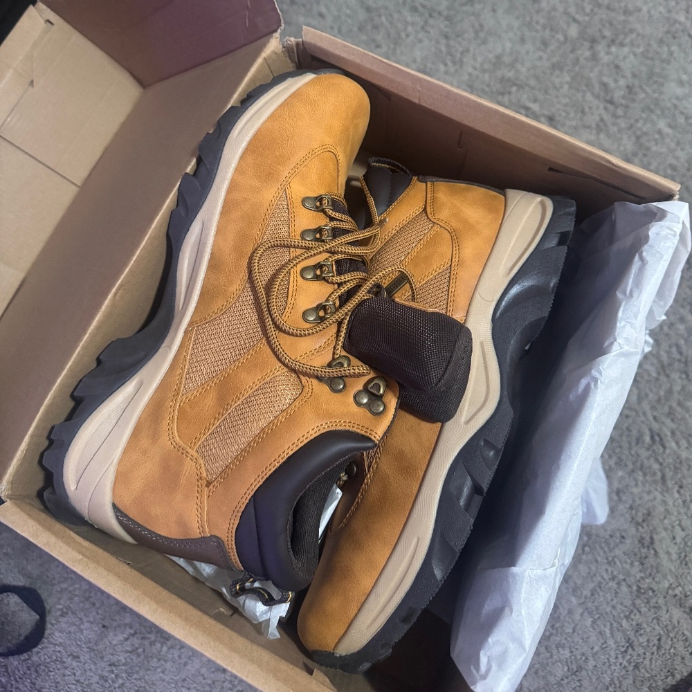 CC-los waterproof hiking boots